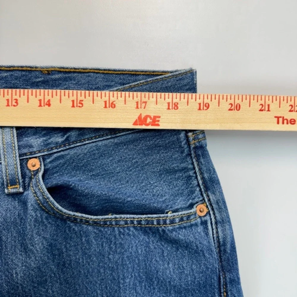 Levis 501 Original Fit Mens Blue Denim Jeans Straight Leg 38x29 Medium Wash